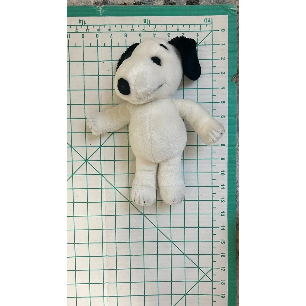 Vintage 1968 Snoopy Peanuts Plush United Feature Syndicate 12 Inch White Black
